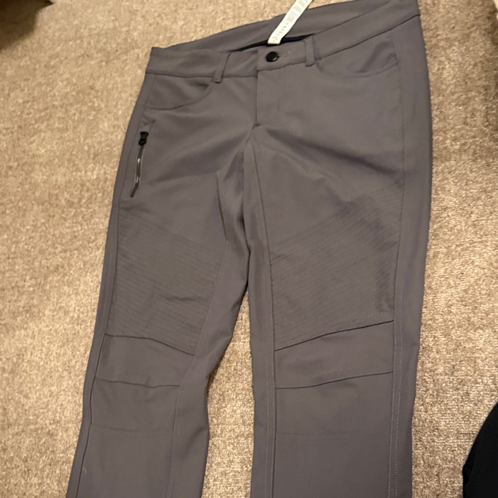 Lulu lemon moto  Gray Pants